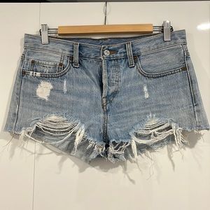 Levi’s jean shorts
